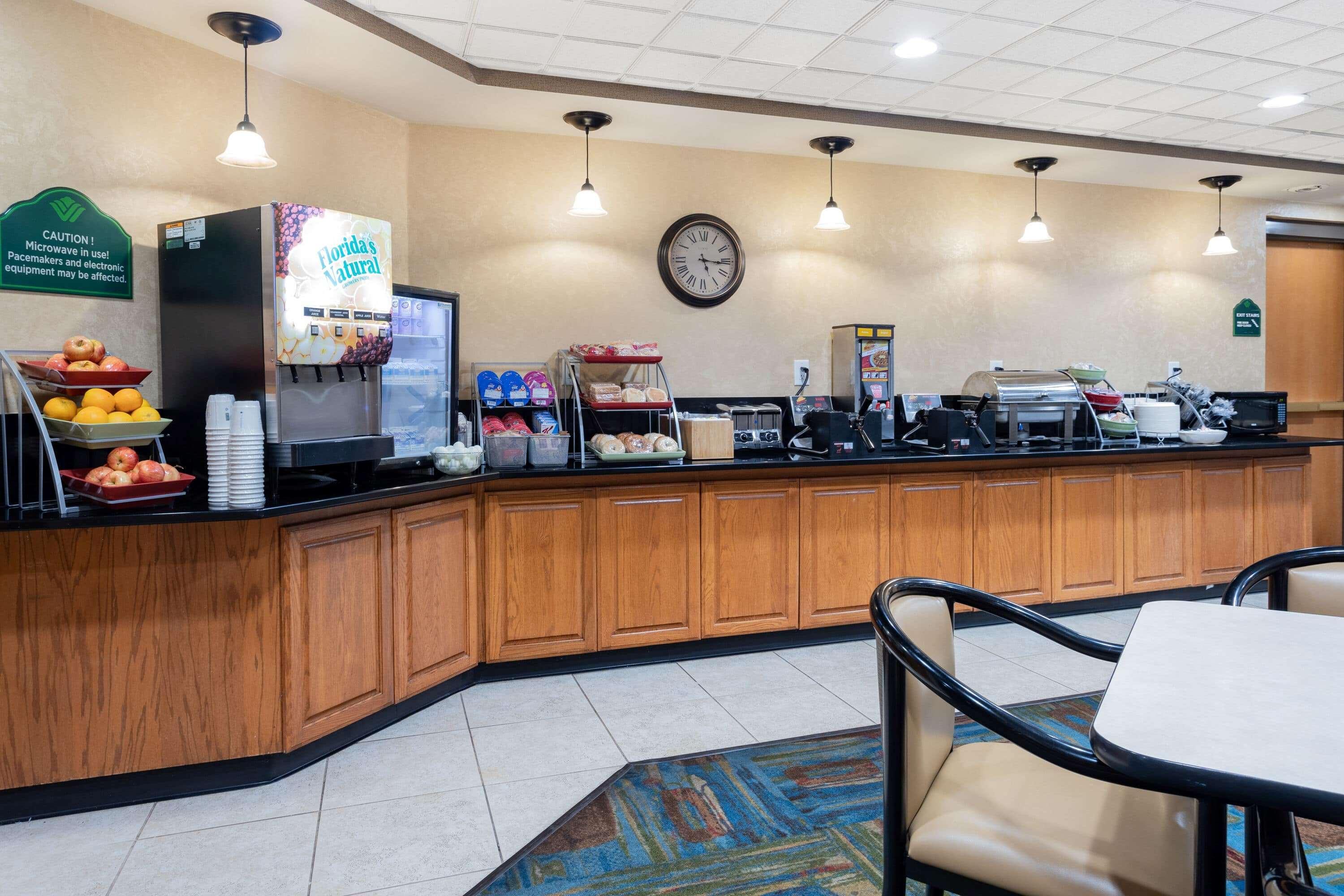 Wingate By Wyndham Lima Hotel Exterior photo