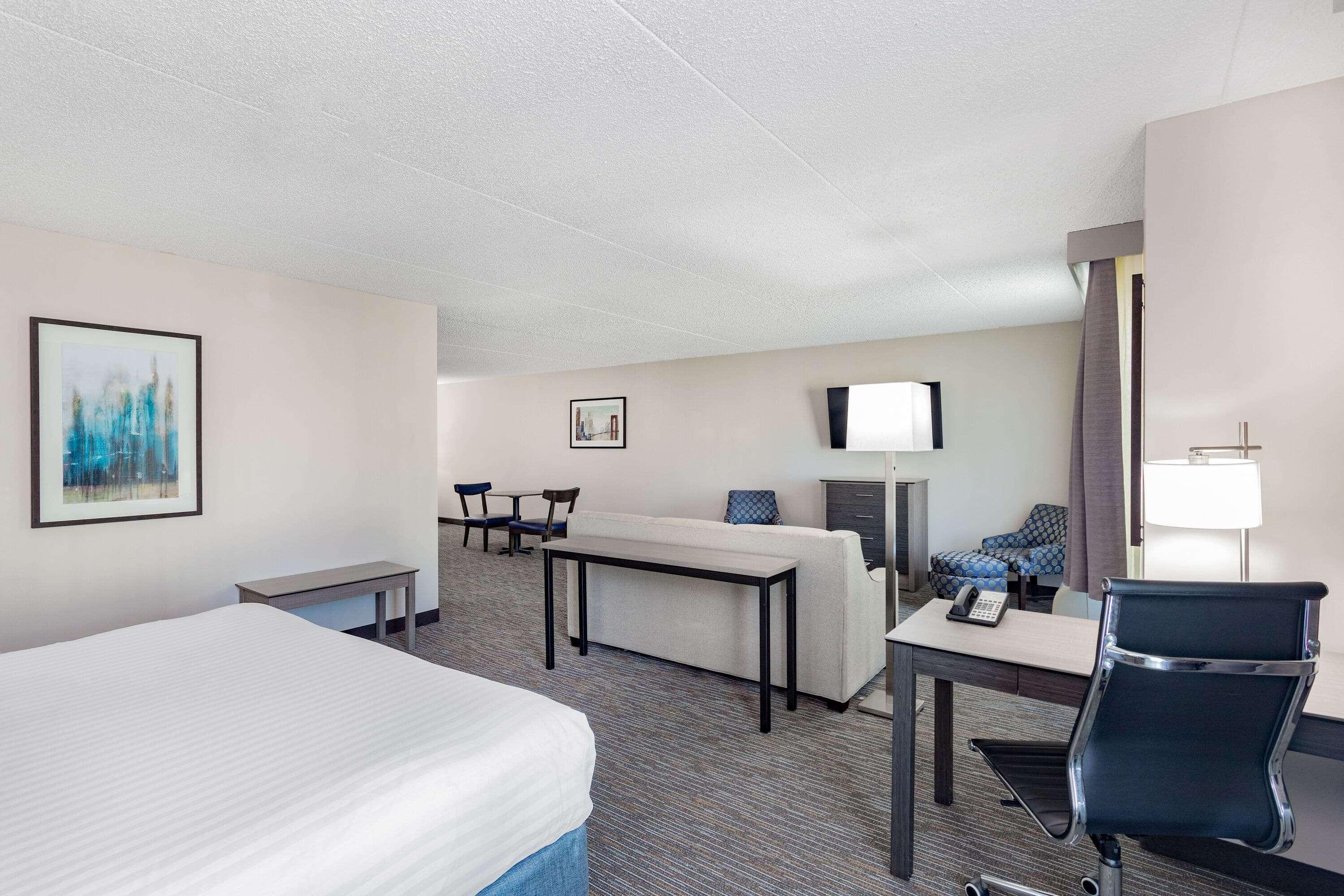 Wingate By Wyndham Lima Hotel Exterior photo