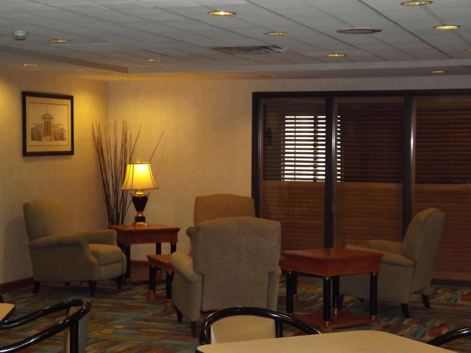Wingate By Wyndham Lima Hotel Exterior photo