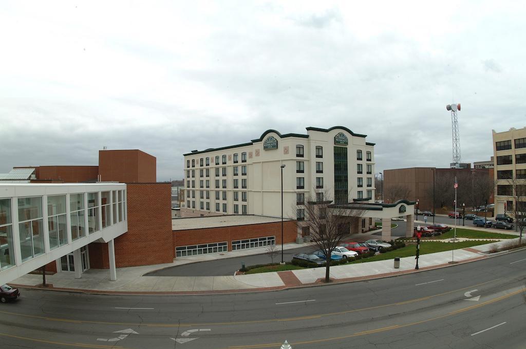 Wingate By Wyndham Lima Hotel Exterior photo
